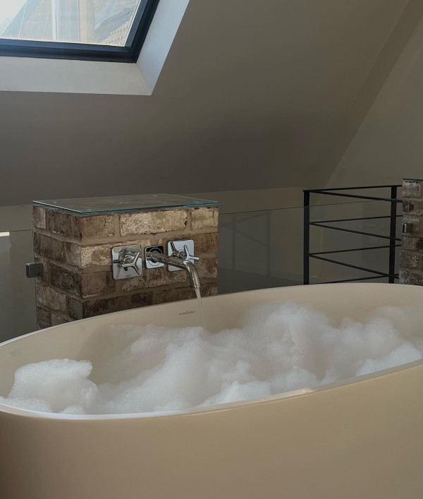 Badewanne mit Schaumbad